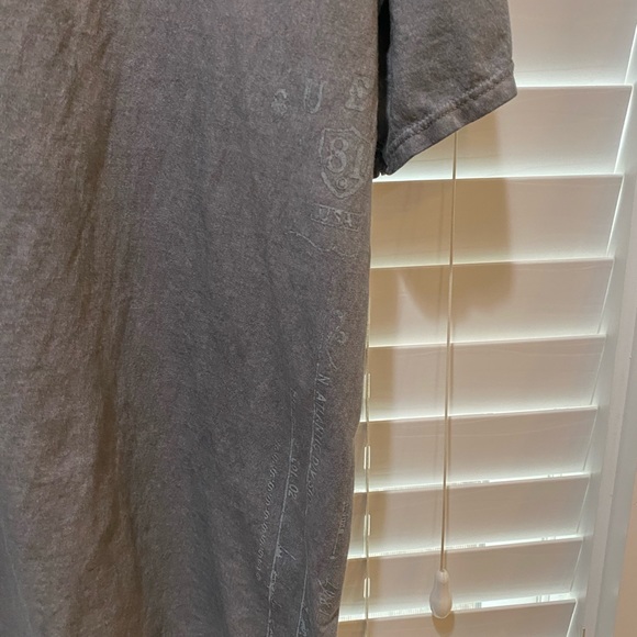Guess Tshirt - XXL - Picture 2 of 5